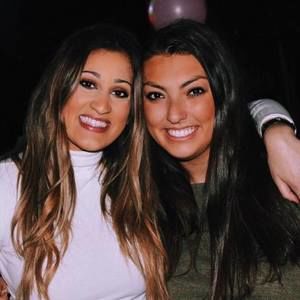 Meet your Posher, Becca